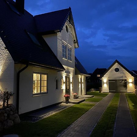 Neu! Ferienhaus Litj Horsa Hoog - Luxus, Lage, Leichtigkeit Mit Wellenrauschen In Wenningstedt Sylt Exteriör bild
