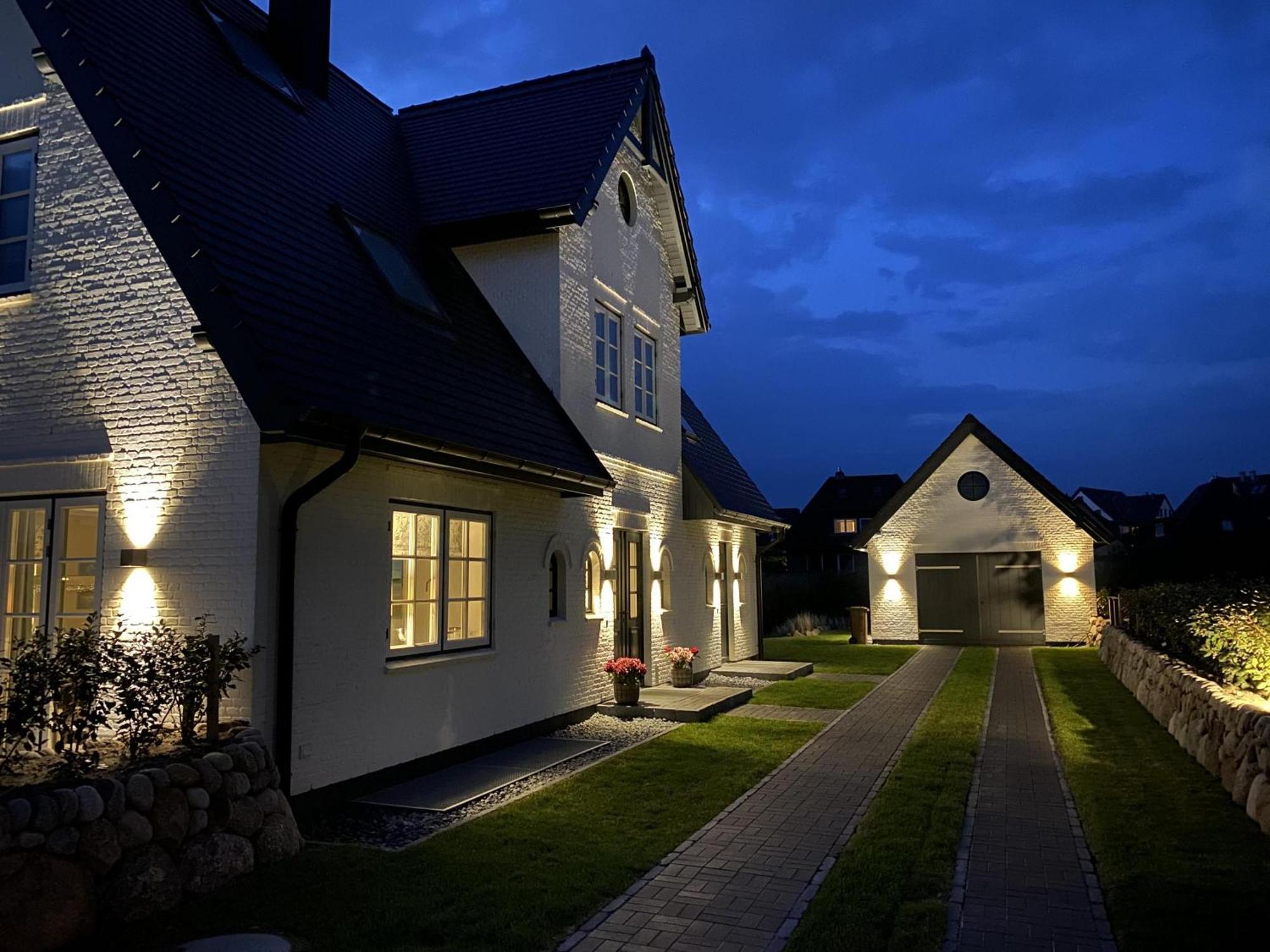 Neu! Ferienhaus Litj Horsa Hoog - Luxus, Lage, Leichtigkeit Mit Wellenrauschen In Wenningstedt Sylt Exteriör bild